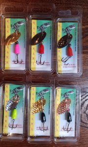 Inline trout fishing spinner lure